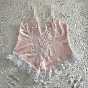 Vintage Pink and White Lacey Lingerie Top and Underwear (SEE MEASUREMENT…